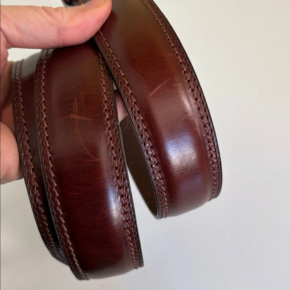 Unbranded Brown Leather Belt Silver Tone Buckle Size 34